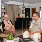 1971 युद्ध के महावीर चक्र विजेता लेफ्टिनेंट जनरल आनंद सरूप (सेवानिवृत्त) से सैनिक कल्याण मंत्री गणेश जोशी की शिष्टाचार भेंट